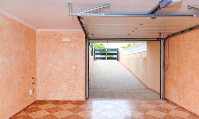Resale - Townhouse - Los Altos