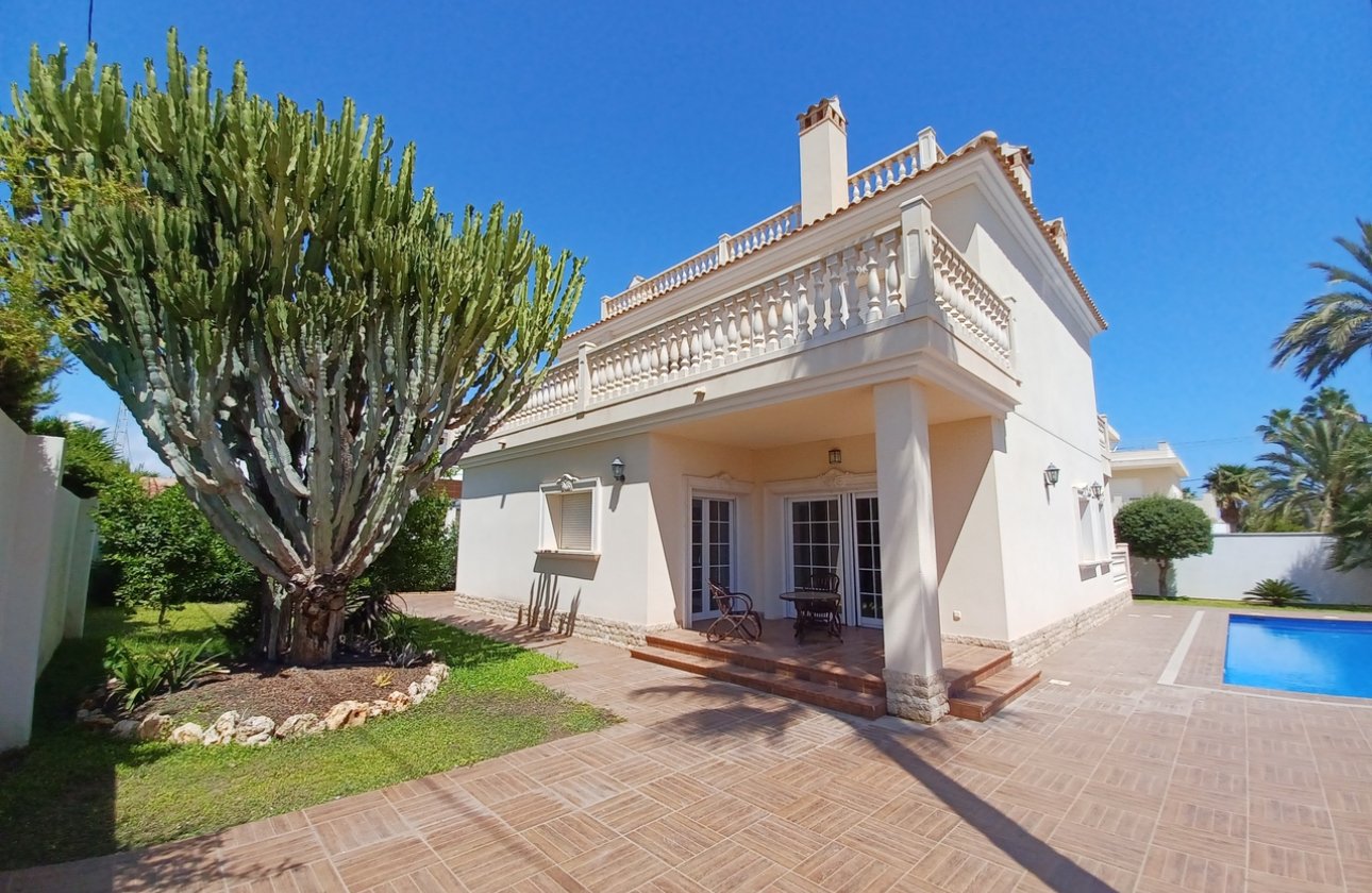 Revente - Villa - Cabo Roig