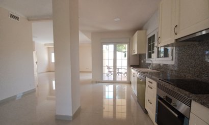 Revente - Villa - Cabo Roig