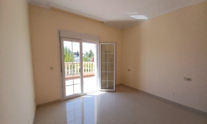 Revente - Villa - Cabo Roig