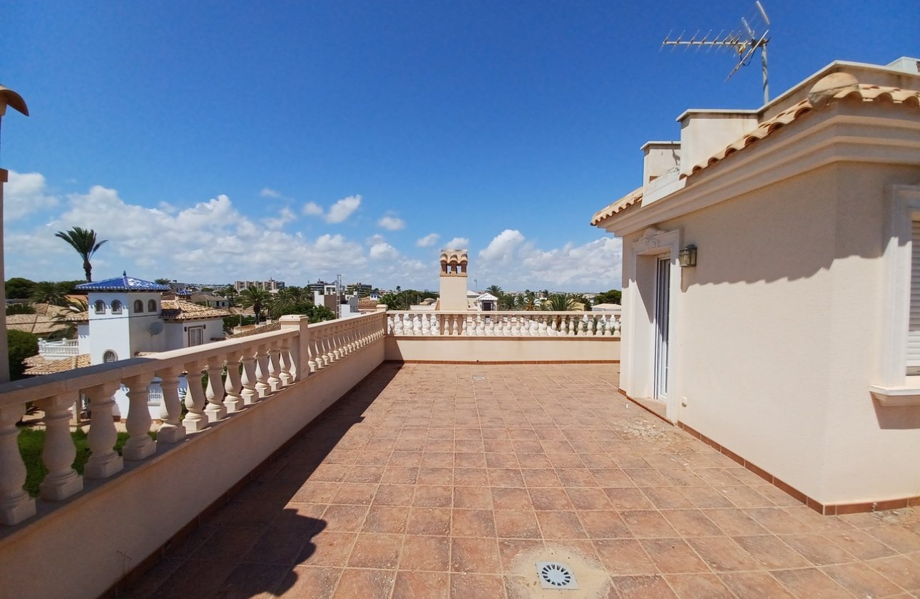Revente - Villa - Cabo Roig