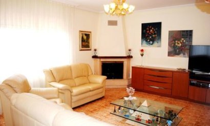 Resale - Villa - La Zenia