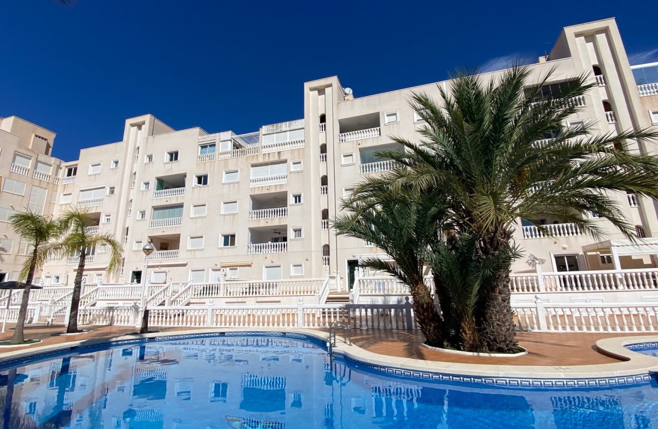 Resale - Apartment / flat - Guardamar del Segura - El Edén