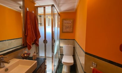 Resale - Apartment / flat - Guardamar del Segura - El Edén