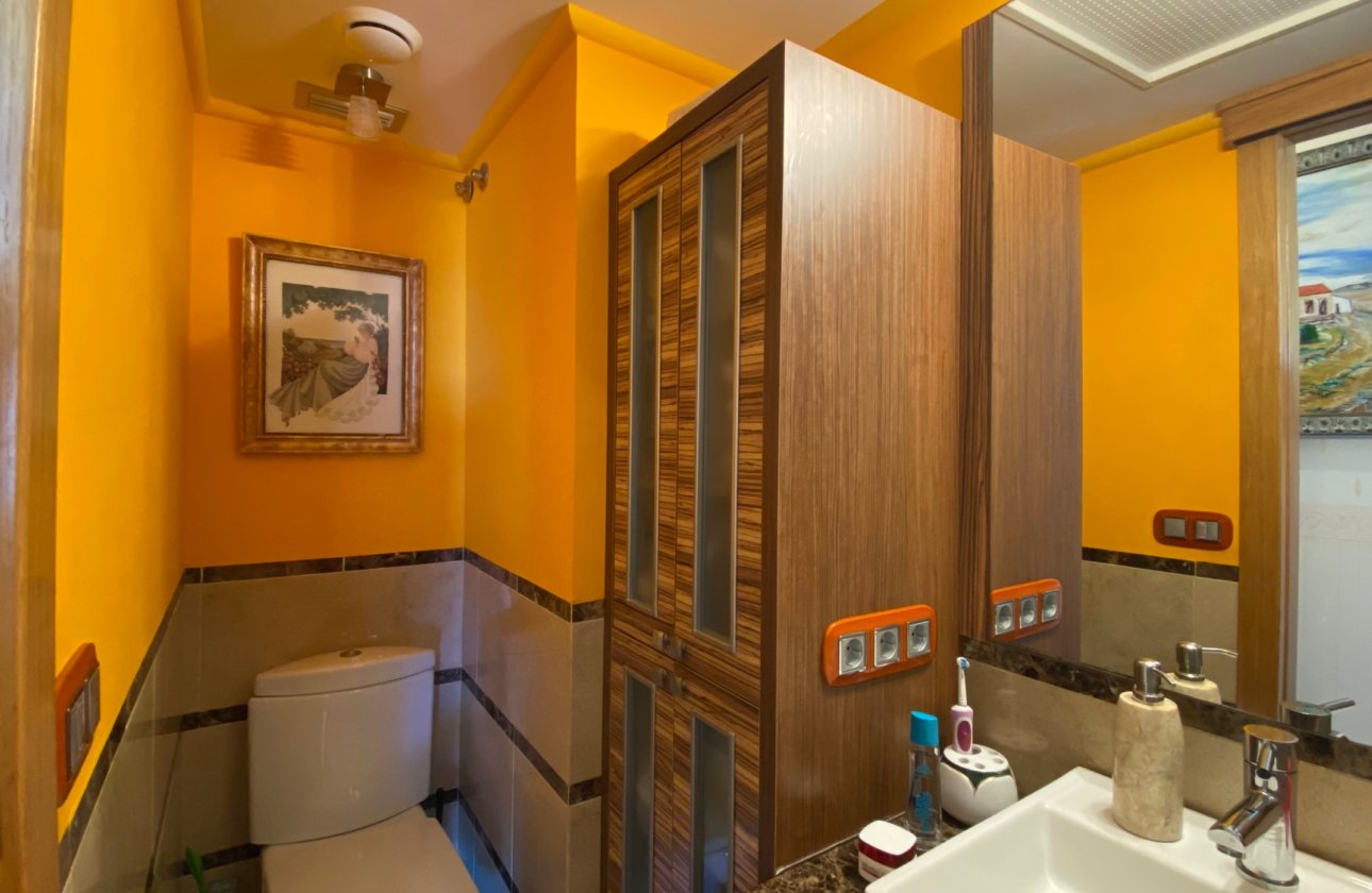 Resale - Apartment / flat - Guardamar del Segura - El Edén
