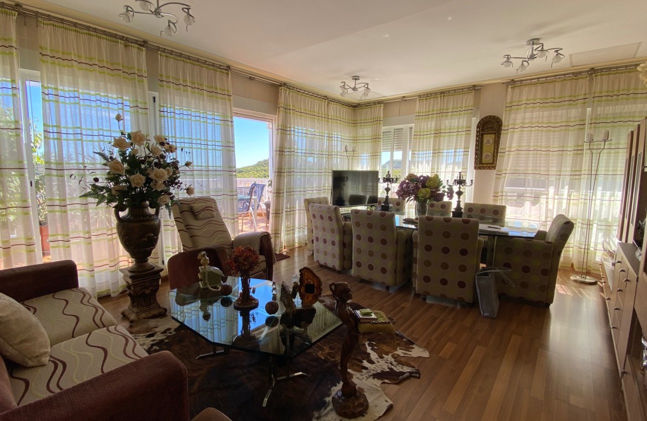 Resale - Apartment / flat - Guardamar del Segura - El Edén