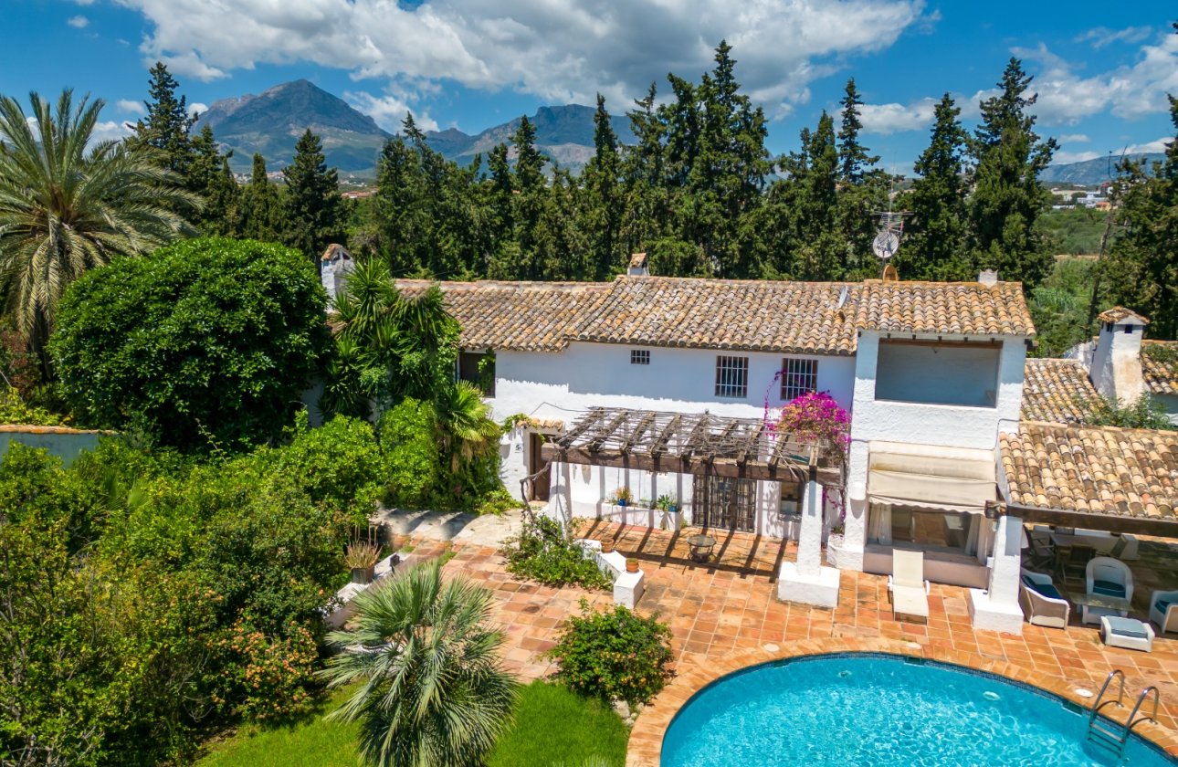 Resale - Villa - Alfas del Pí