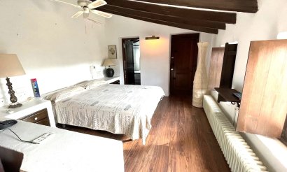 Resale - Villa - Alfas del Pí