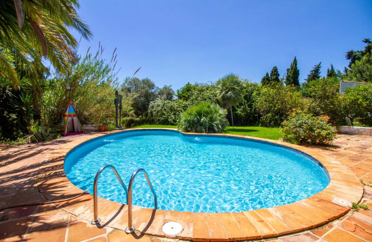 Resale - Villa - Alfas del Pí