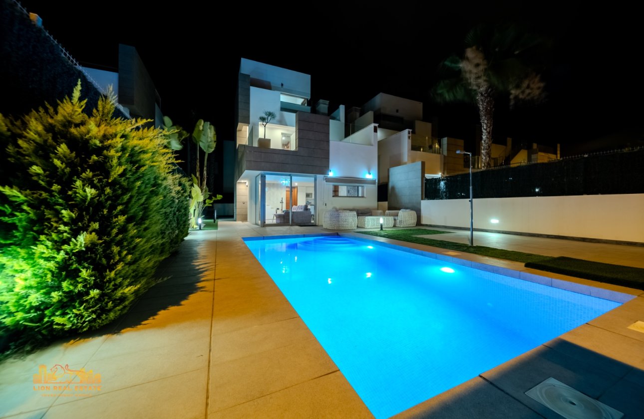 Revente - Villa - Guardamar del Segura - El Raso