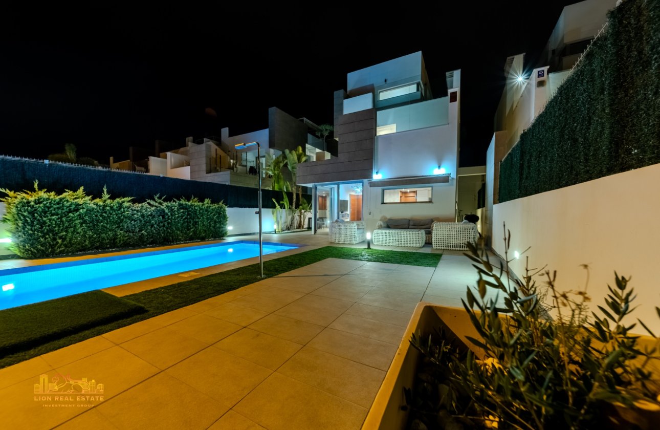 Revente - Villa - Guardamar del Segura - El Raso