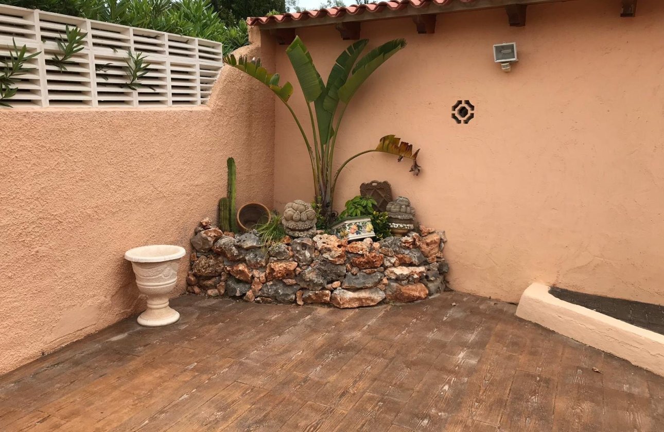 Resale - Villa - Albir