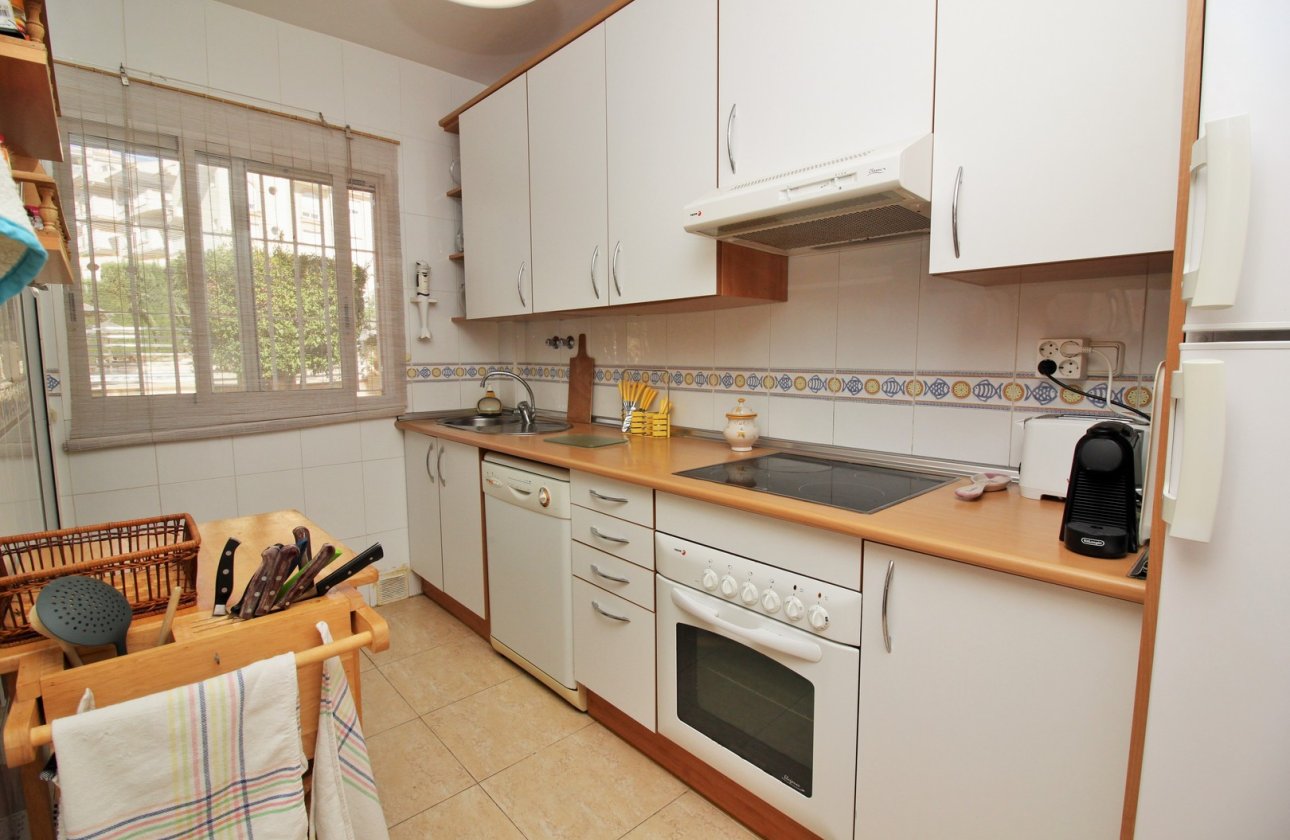 Resale - Apartment / flat - Cabo Roig