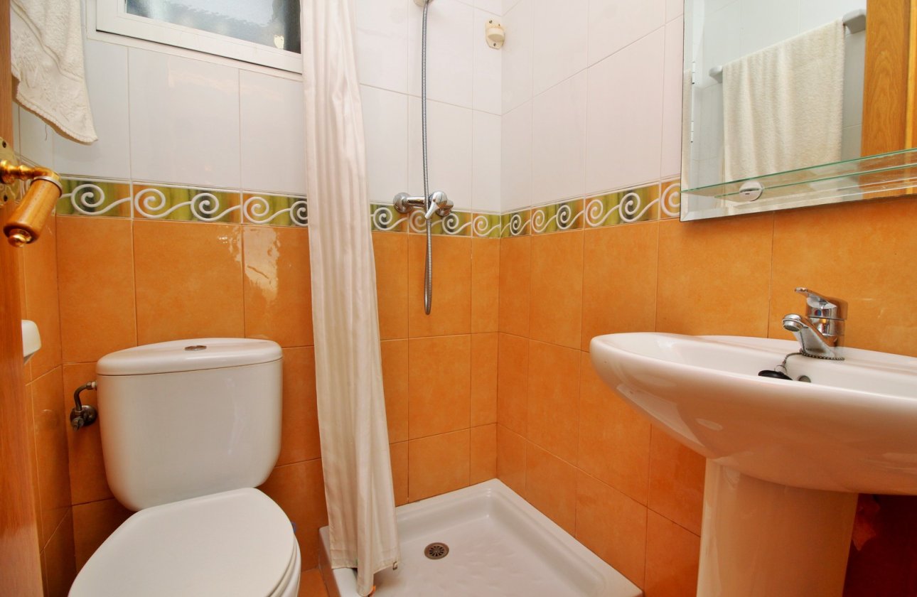 Resale - Apartment / flat - Cabo Roig