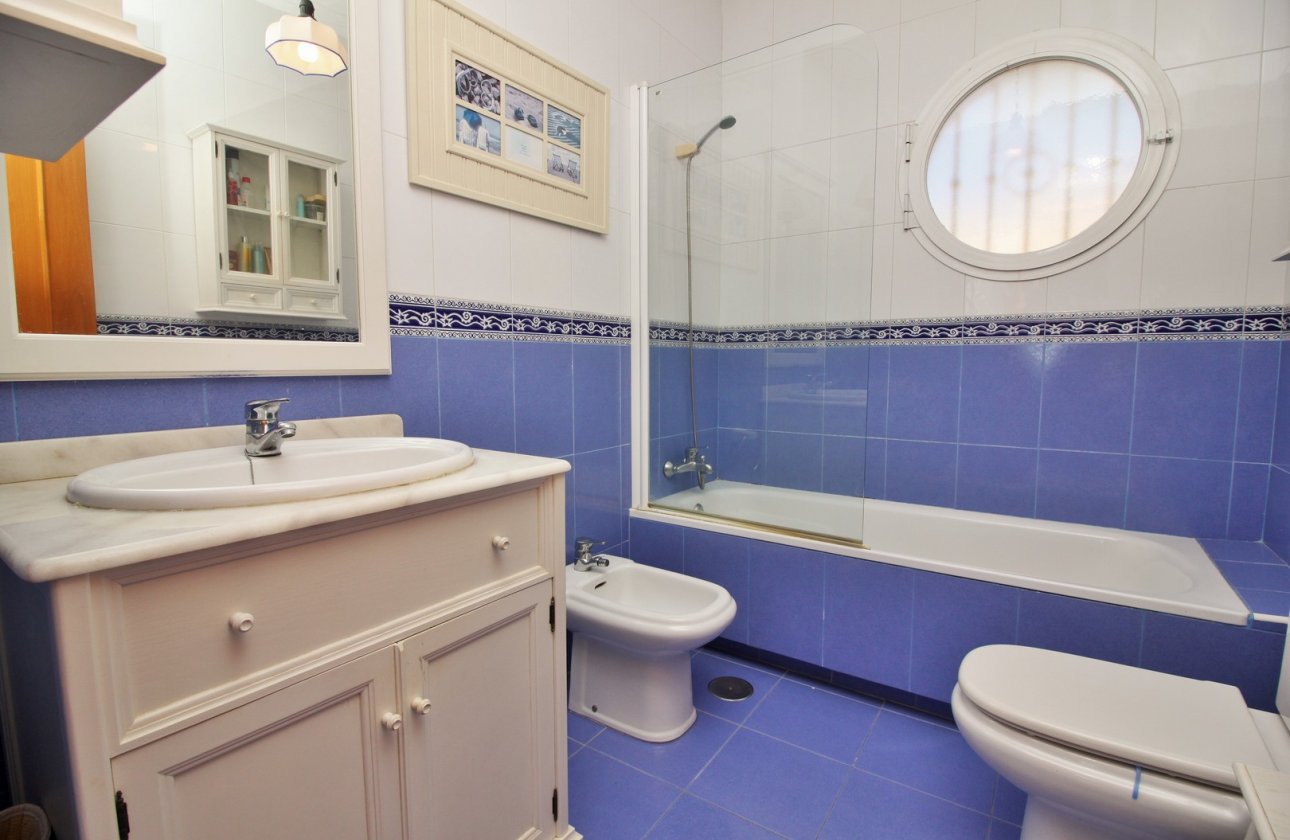 Resale - Apartment / flat - Cabo Roig