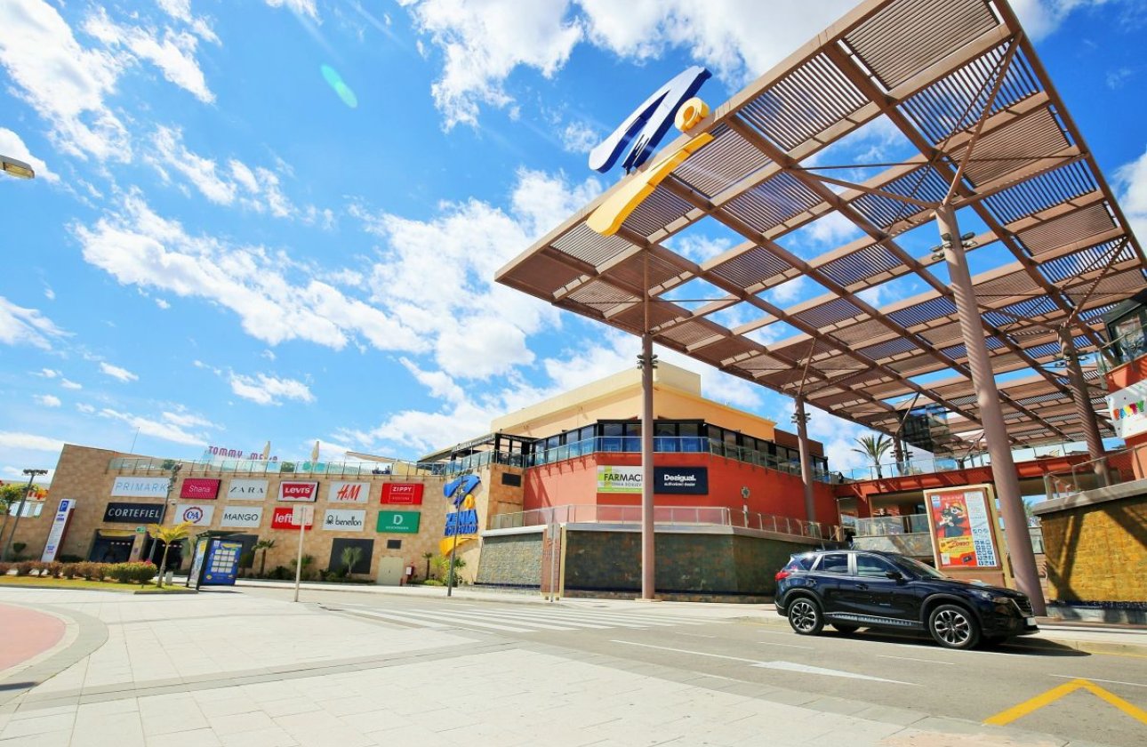 Resale - Apartment / flat - Cabo Roig