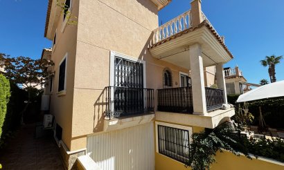 Revente - Villa - Orihuela Costa - Los Altos