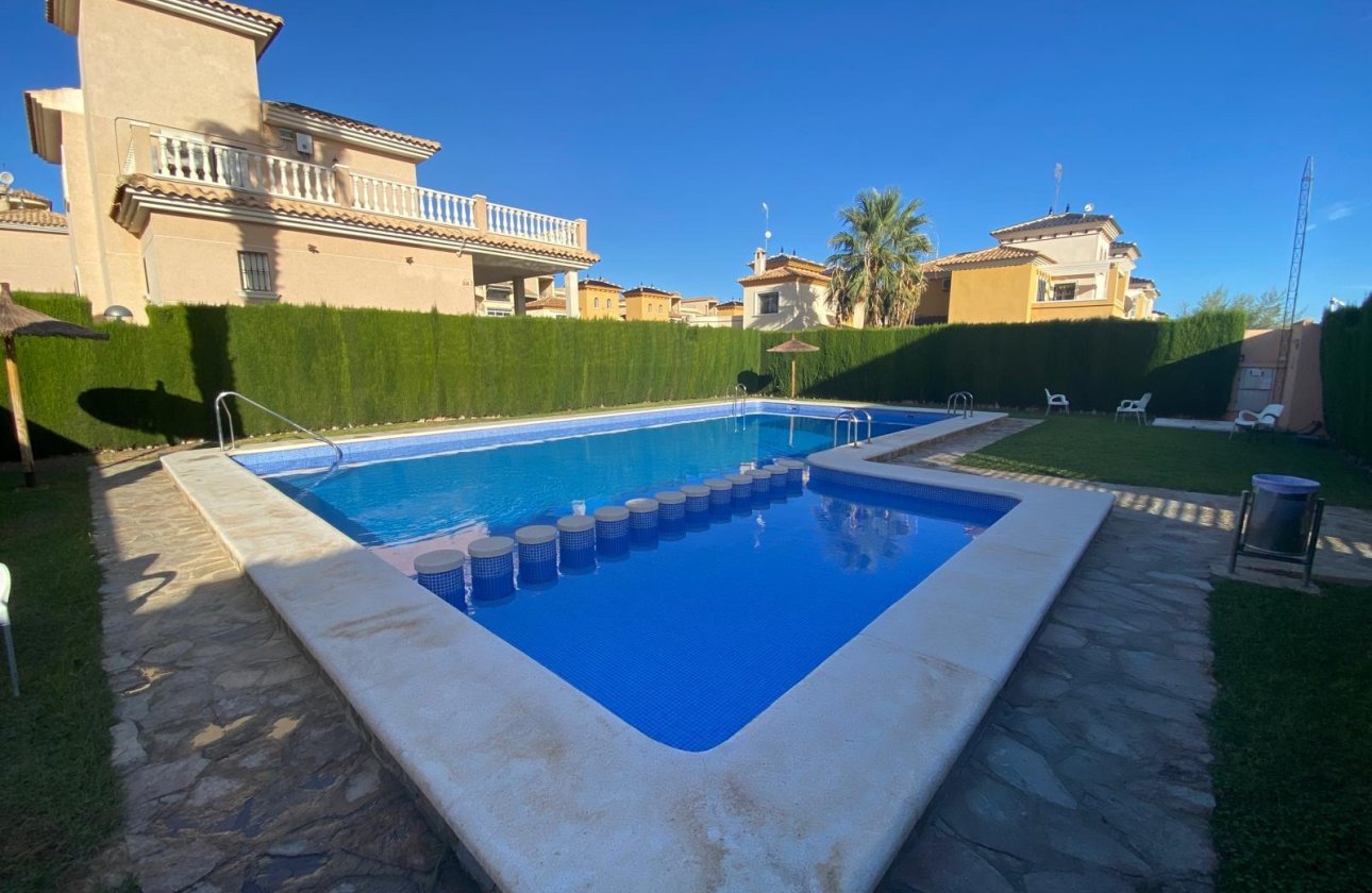 Revente - Villa - Orihuela Costa - Los Altos