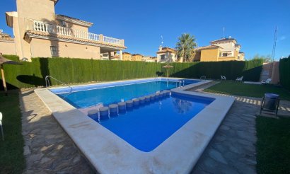 Revente - Villa - Orihuela Costa - Los Altos