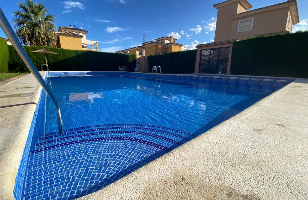 Revente - Villa - Orihuela Costa - Los Altos