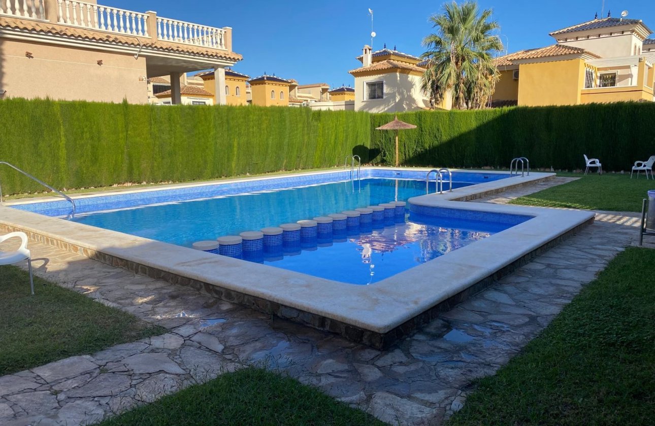 Revente - Villa - Orihuela Costa - Los Altos