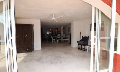 Resale - Villa - Aspe