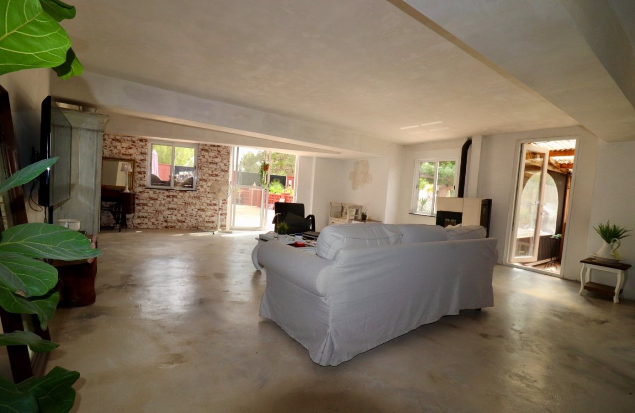Resale - Villa - Aspe