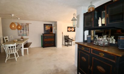 Resale - Villa - Aspe