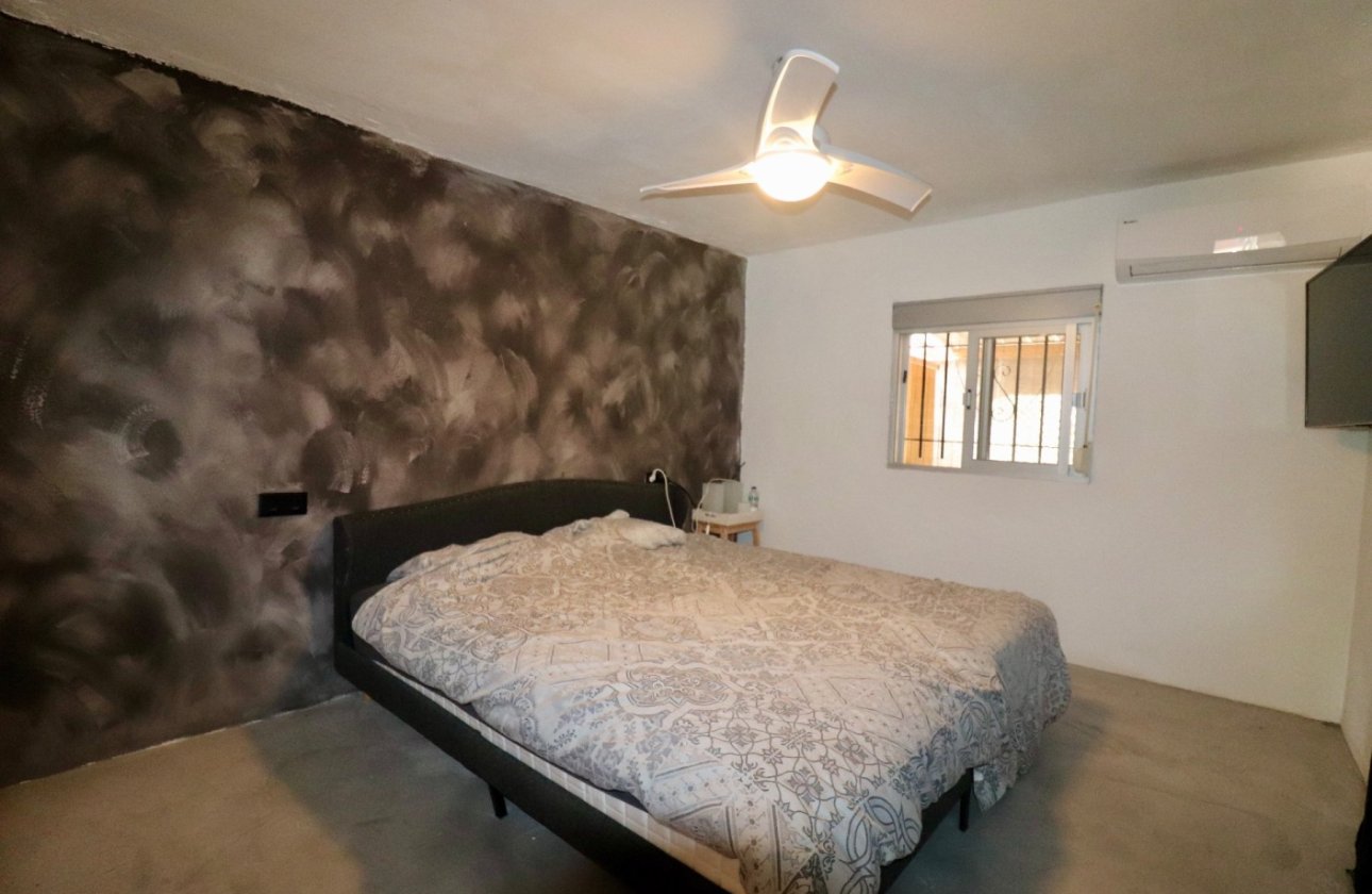 Resale - Villa - Aspe