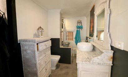 Resale - Villa - Aspe