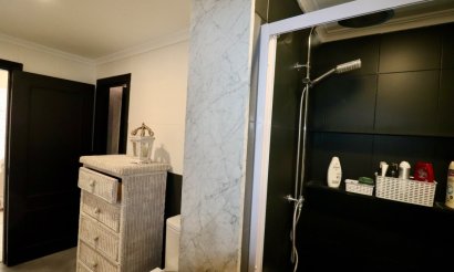 Resale - Villa - Aspe