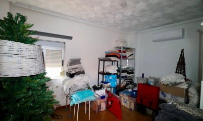 Resale - Villa - Aspe