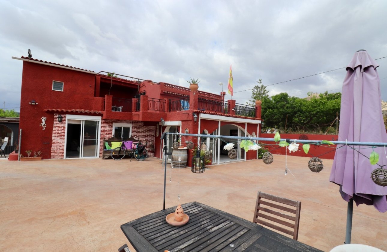 Resale - Villa - Aspe