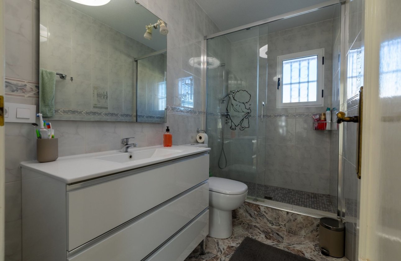 Resale - Villa - Benijofar