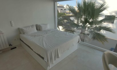 Revente - Villa - Orihuela Costa - La Zenia