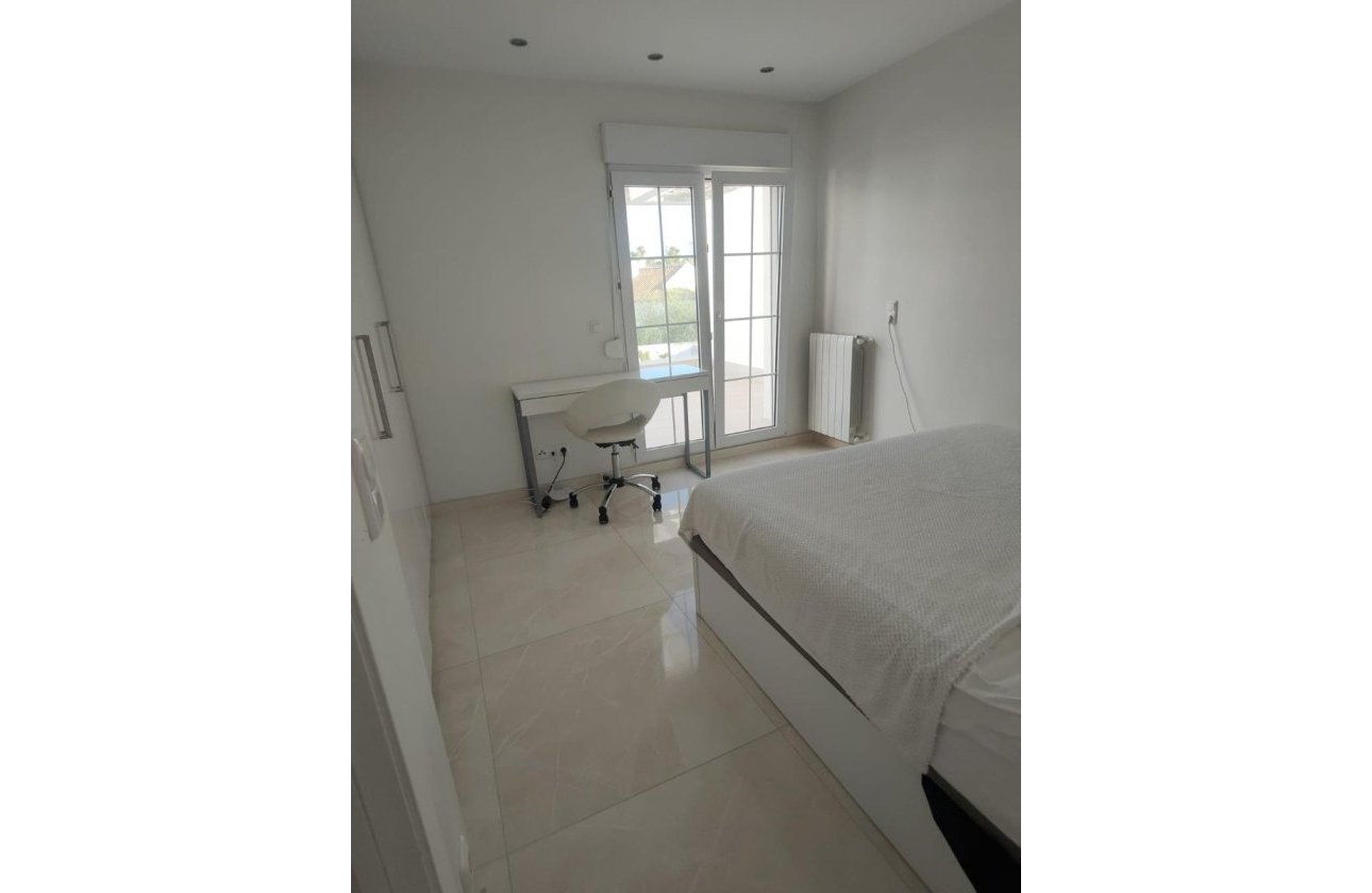 Revente - Villa - Orihuela Costa - La Zenia