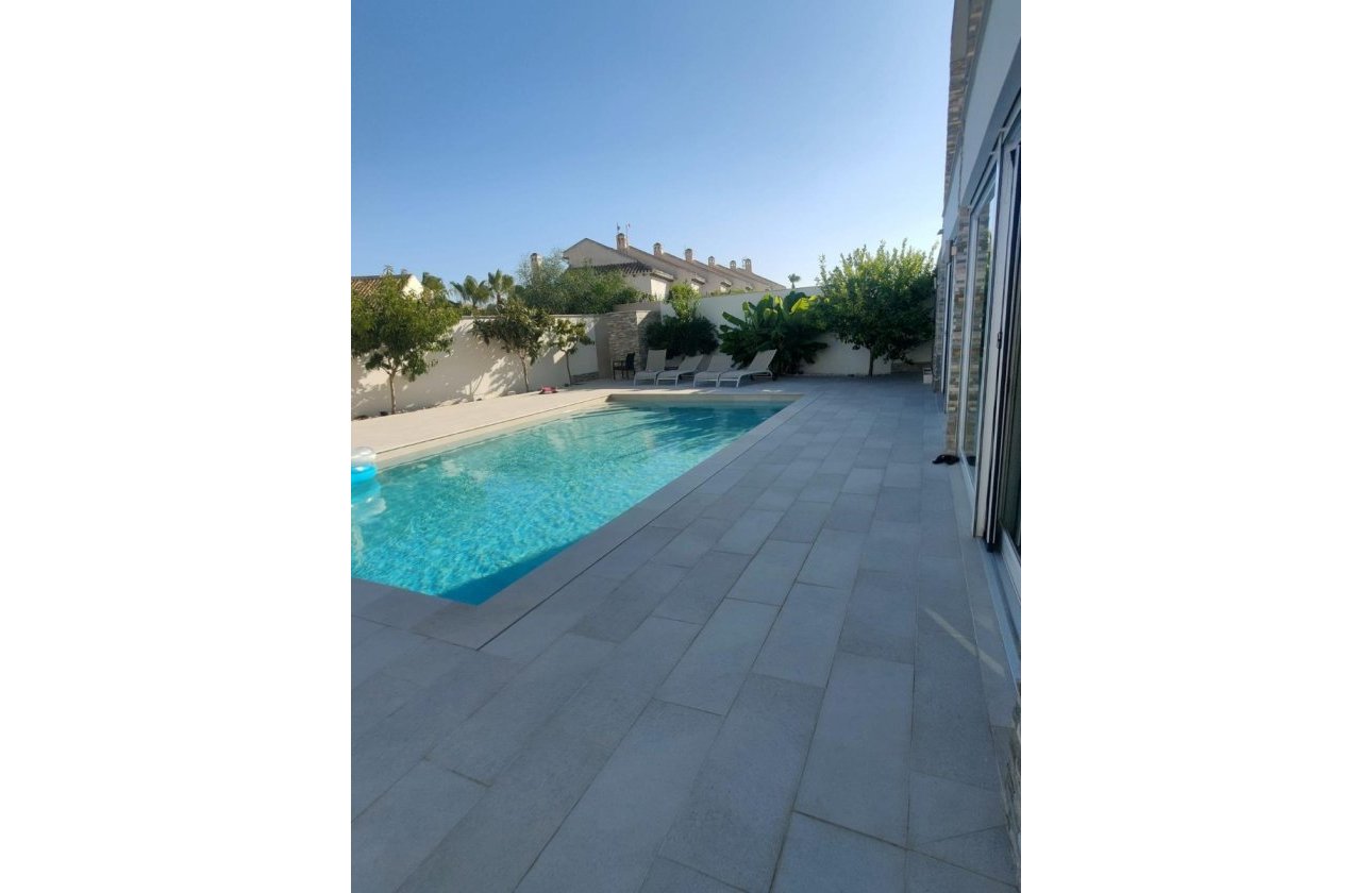 Revente - Villa - Orihuela Costa - La Zenia