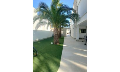 Revente - Villa - Orihuela Costa - La Zenia