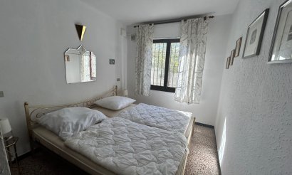 Resale - Villa - Albir