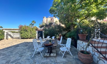Resale - Villa - Albir