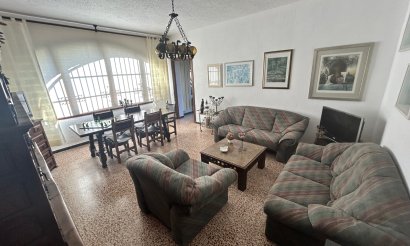 Resale - Villa - Albir