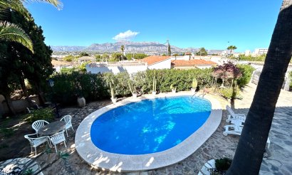 Resale - Villa - Albir