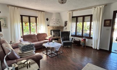 Resale - Villa - Albir