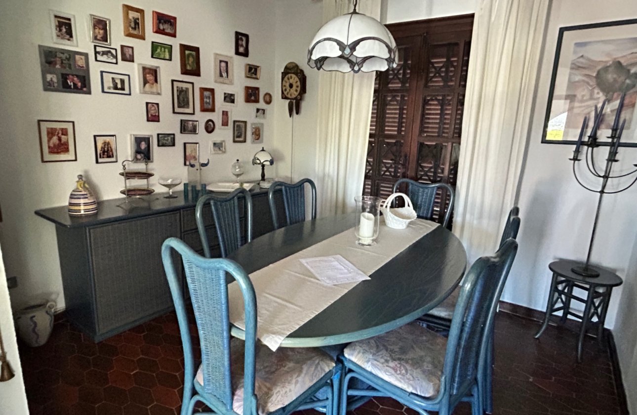 Resale - Villa - Albir