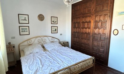 Resale - Villa - Albir