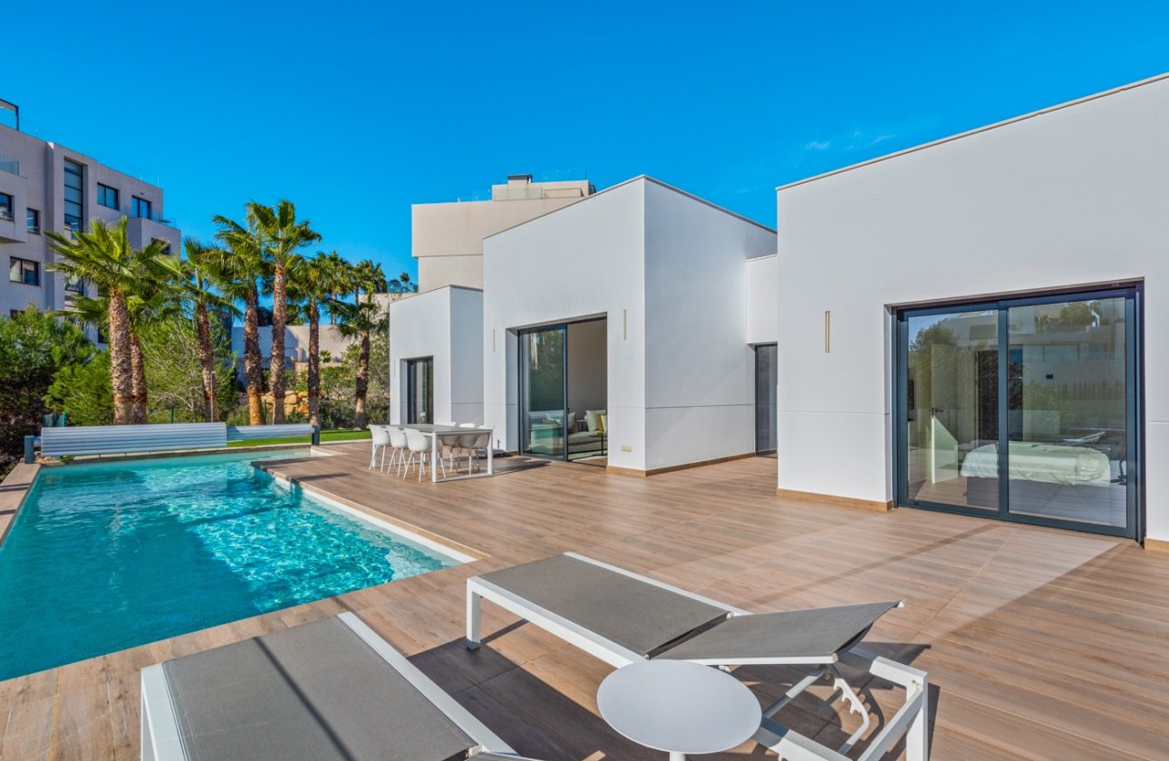 Resale - Villa - Las Colinas Golf Resort - Las Colinas golf