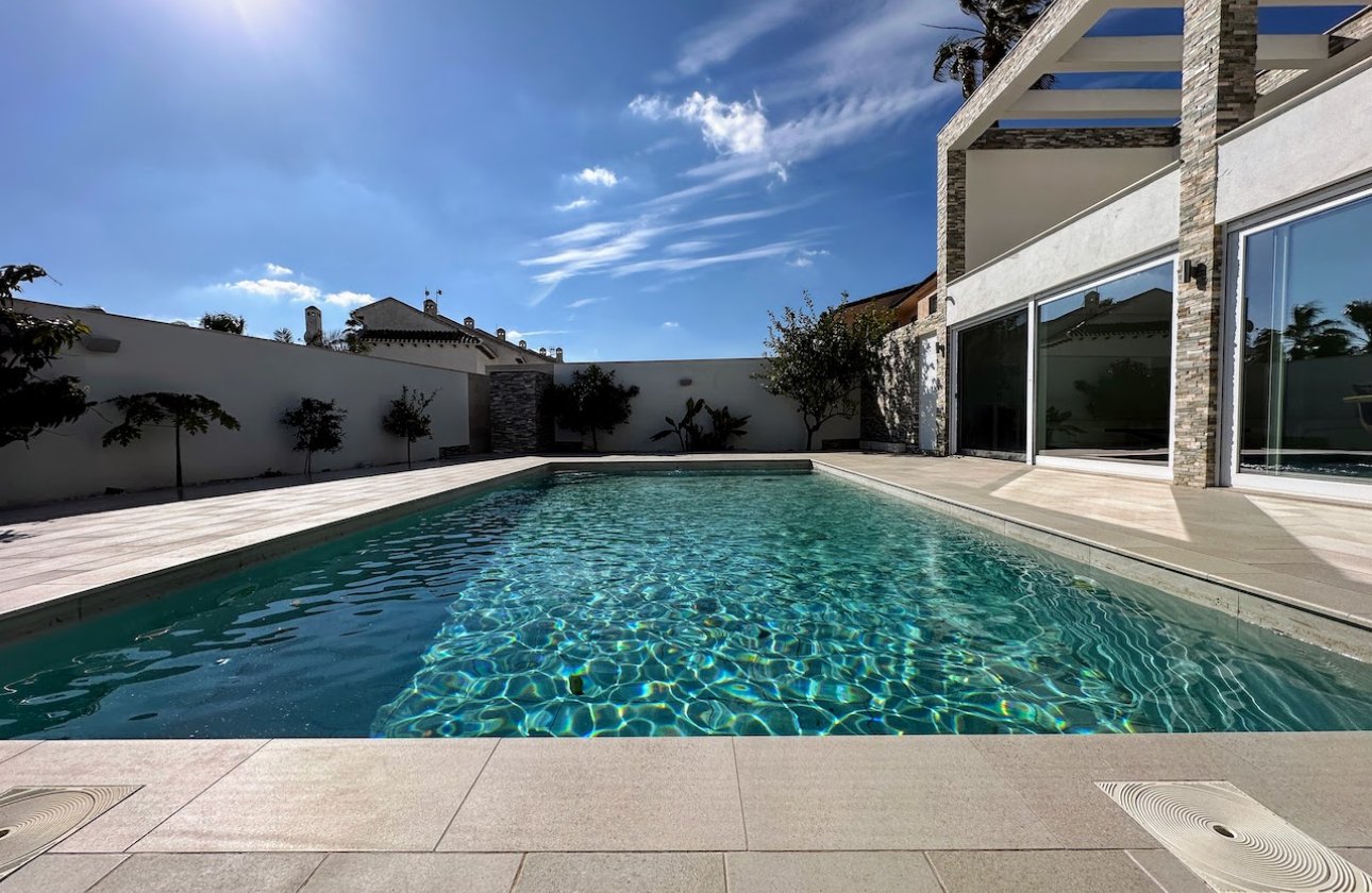 Revente - Villa - Orihuela Costa - La Zenia