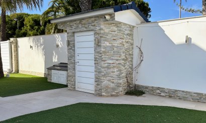 Revente - Villa - Orihuela Costa - La Zenia
