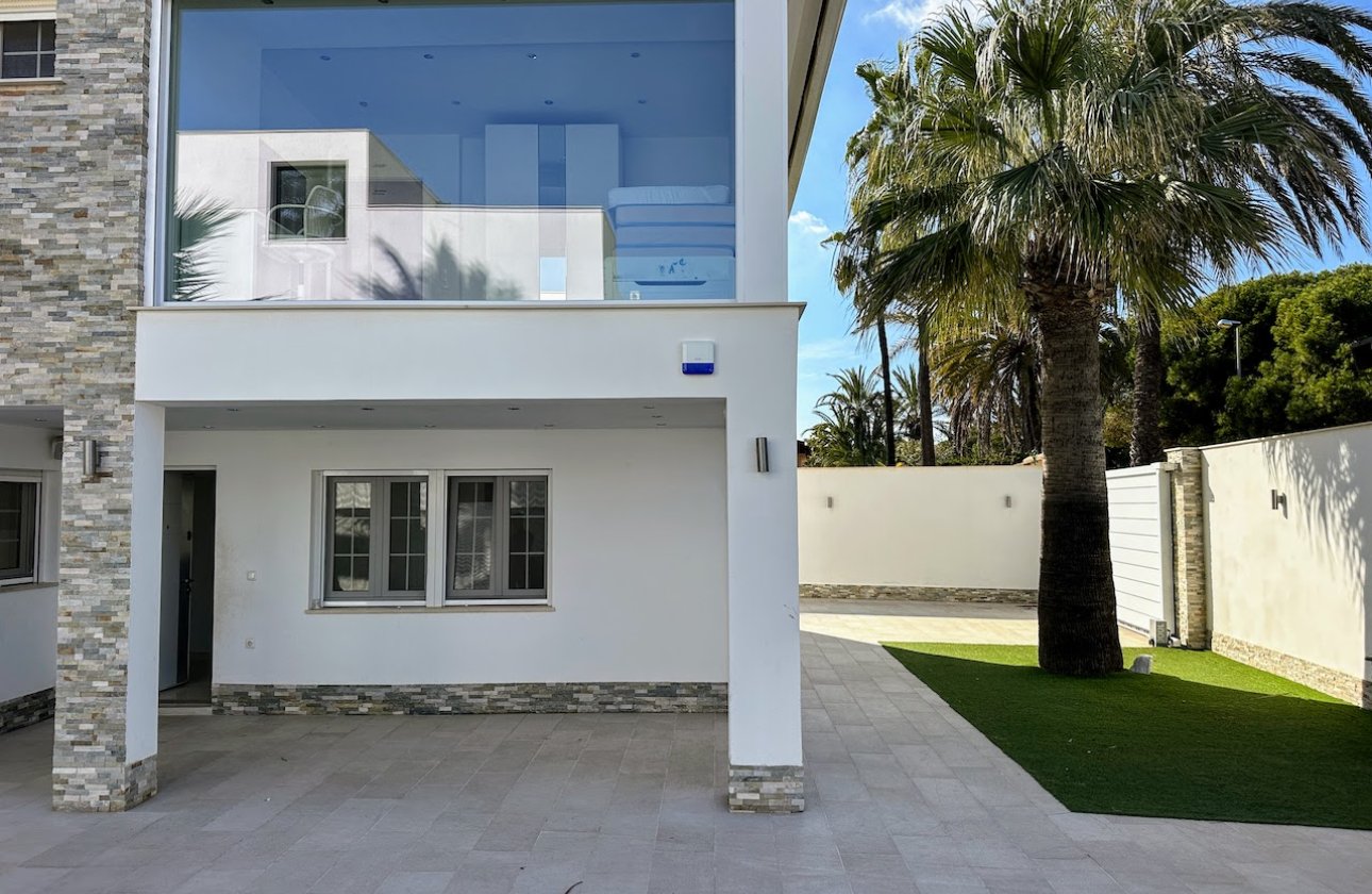 Revente - Villa - Orihuela Costa - La Zenia