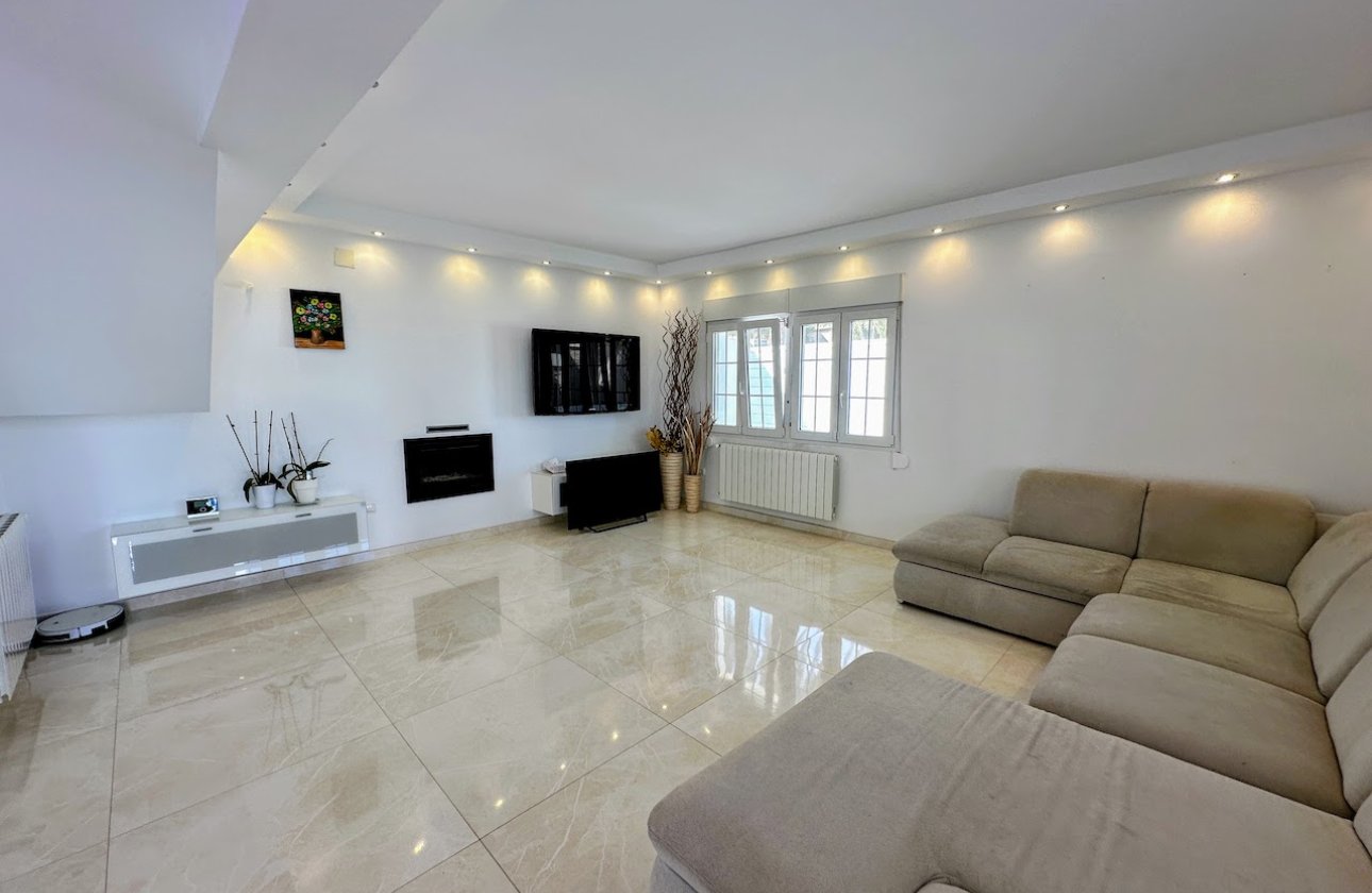 Revente - Villa - Orihuela Costa - La Zenia